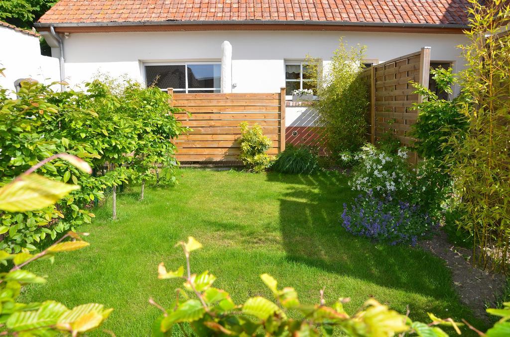Whitley Cottage Condette Экстерьер фото